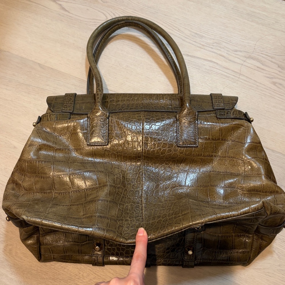 Badgley Mischka Croc Embossed Leather Flap Satchel khaki - Picture 2 of 4